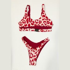 No Brand | V Bottom High Cut Buckle Bikini Cheeky Leopard Underboob